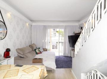 Casa · 132m² · 2 Quartos · 2 Vagas · Casa/ sobrado à venda com 132 m², 2 quartos, sacada e 2 vagas, Cambuci, São Paulo.