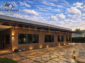Casa de 3 quartos, Brasília · OPORTUNIDADE NO TAQUARI – LAGO NORTE (DF) Casa térrea em amplo terreno de 961,36 m²