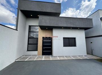 Casa · 70m² · 2 Quartos · 2 Vagas · Casa à Venda com Pé-Direito Alto - Excelente Padrão de Acabamento