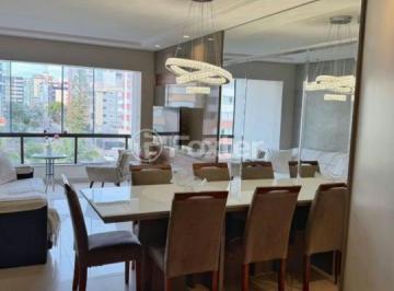 06b1128a · Cobertura, 3 dormitórios, 168.26 m², em Centro