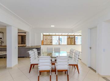 Apartamento · 475m² · 4 Quartos · 2 Vagas · Aluguel: Cobertura Duplex no Centro em Balneário Camboriú.