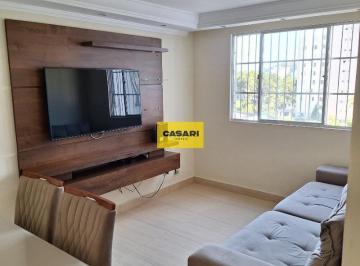 Apartamento · 55m² · 2 Quartos · 1 Vaga · Excelente apartamento de 55 m² no Condomínio Residencial Tiradentes no Bairro Irajá.