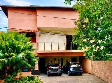 Casa de 4 quartos, Campinas · Casa sobrado com 480 m2 de área total e 511 m2 de área construída, com 4 dormitórios sendo 3 suítes.