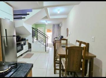 Casa de 2 quartos, Camboriú · SOBRADO 2 SUÍTES, SEMI MOBILIADO À VENDA – BAIRRO RIO PEQUENO