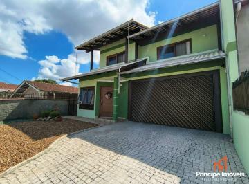 Casa · 194m² · 4 Quartos · 3 Vagas · Casa com 4 quartos no Boa Vista em Joinville