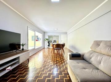 Apartamento · 144m² · 3 Quartos · 1 Vaga · 
                                Apartamento mobiliado e reformado no São Francisco – Curitiba
     