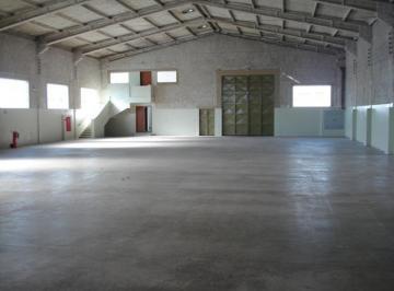 Comercial · 1130m² · 4 Vagas · Galpão Industrial 1.130 m² – Completo e Bem Localizado | Atibaia