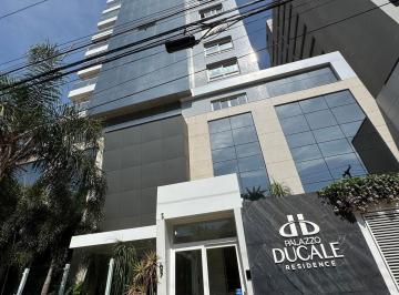 Apartamento · 303m² · 4 Quartos · 4 Vagas · 
                                Decorado - 4 dormitórios - 4 Suítes - localizado em Maringá / Zona 
