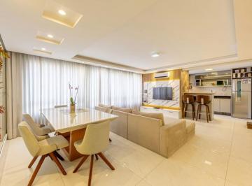 Apartamento · 90m² · 3 Quartos · 1 Vaga · Apartamento 3 quartos, vaga, elevador e churrasqueira no bairro Petrópolis