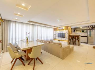 Apartamento · 90m² · 3 Quartos · 1 Vaga · Apartamento 3 quartos, vaga, elevador e churrasqueira no bairro Petrópolis