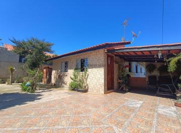 Casa · 100m² · 3 Quartos · 3 Vagas · Casa com amplo terreno a venda no Guatupê, São José dos Pinhais
