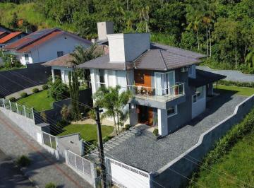 Casa · 180m² · 4 Quartos · 2 Vagas · Casa alto padrão em Timbó