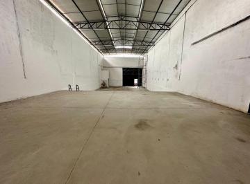a8f9d445251c8709c40a894b5ce8da22592c6ae7 · Galpão para alugar, 550 m² por R$ 6.500,01/mês - Paupina - Fortaleza/CE