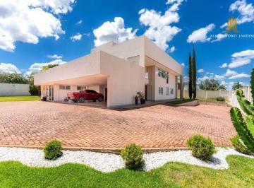 02536579ddc162afe34630760bc787363834a4e8 · Mansão no Park Way | 6 suítes | Lazer com piscina
