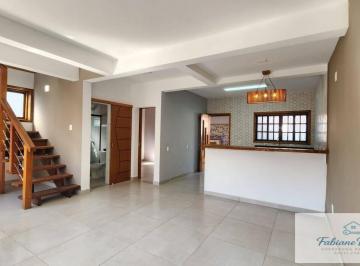 Casa · 200m² · 6 Quartos · 2 Vagas · Casa em Perequê Açu, Ubatuba/SP de 200m² 6 quartos à venda por R$ 1.400.000,00
