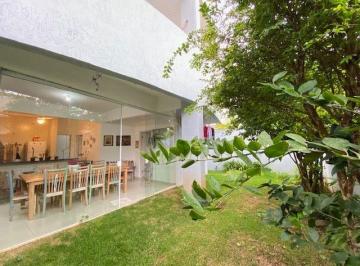 Casa · 320m² · 4 Quartos · 3 Vagas · Casa em Vila São Francisco, Cotia/SP de 320m² 4 quartos à venda por R$ 1.599.000,00