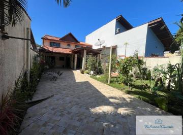 Casa · 174m² · 3 Quartos · 6 Vagas · Sobrado em Perequê Açu, Ubatuba/SP de 174m² 3 quartos à venda por R$ 950.000,00