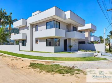 Casa · 270m² · 4 Quartos · 2 Vagas · Casa em Lagoinha, Ubatuba/SP de 270m² 4 quartos à venda por R$ 3.500.000,00