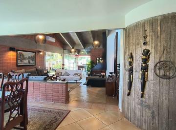 Casa · 417m² · 4 Quartos · 2 Vagas · Casa em Chácaras Ana Lúcia, Embu das Artes/SP de 417m² 4 quartos à venda por R$ 1.800.000,00