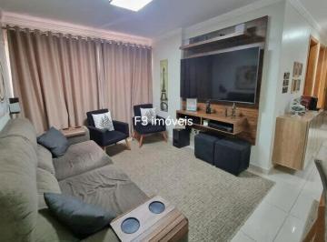 Apartamento de 3 quartos, Águas Claras · Portal das Araucárias, AP. 03 Quartos, 70m² com armários. Reformado, Lazer completo