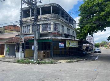 Comercial · 450m² · "Ponto Comercial: Oportunidade Única em Santa Rosa"