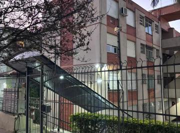 Apartamento · 49m² · 2 Quartos · 1 Vaga · Apartamento de 2 dormitórios com estacionamento rotativo , ultimo andar sem elevador , com vista !