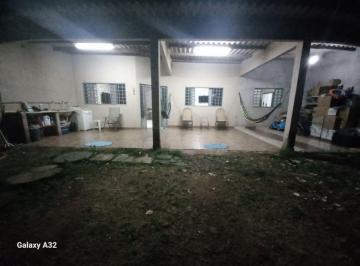 Casa de 3 quartos, Vicente Pires · Casa na rua 13 a Venda, Lote de 400 metros, Fora de condomínio, Localização boa, Não aceita financ.!