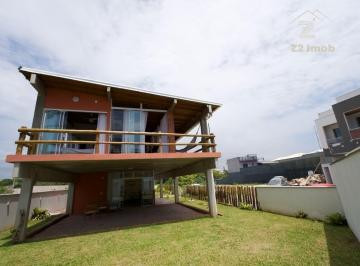 Casa · 248m² · 3 Quartos · 4 Vagas · Casa a Venda, a 20 metros da praia | 3 dormitórios com 2 suítes - Pontal do Norte, ITAPOA - SC