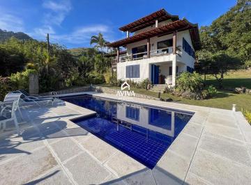 Casa · 242m² · 6 Quartos · 4 Vagas · Casa Estilo Campo com Vista para o Mar