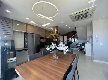 Apartamento · 230m² · 3 Quartos · 2 Vagas · Cobertura à venda com 230m² e 3 quartos na Barra da Tijuca