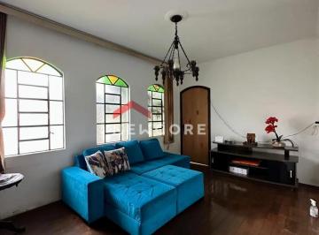 Casa · 130m² · 3 Quartos · 2 Vagas · Casa em  Rua Fernando Zuicker - Vila Cordeiro - Bauru/SP