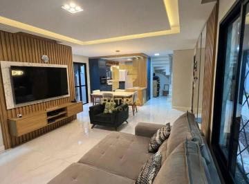Casa · 170m² · 4 Quartos · 1 Vaga · Sobrado à venda no bairro Portão