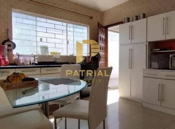 Casa 360m² Venda Parolin · Ótima Casa Térrea à venda localizada no bairro Parolin
