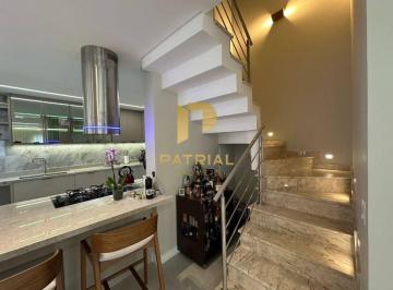 Casa · 168m² · 4 Quartos · Sobrado à venda no bairro Portão