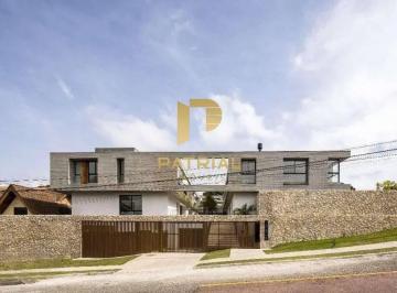 Casa · 204m² · 3 Quartos · 2 Vagas · Casa à venda no bairro Bom Retiro