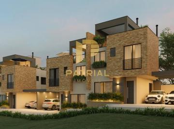 Casa · 121m² · 3 Quartos · 2 Vagas · Sobrados à venda no bairro Boa Vista