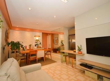 Apartamento de 3 quartos, Curitiba · Alto Padrão nas Mercês: 3 Quartos (1 Suíte), Varanda Gourmet e 2 Vagas – Edifício England