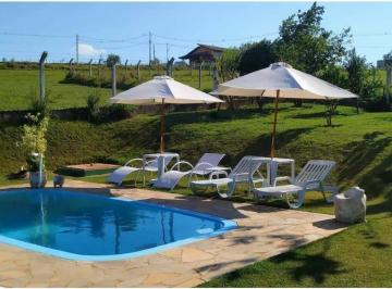 Rural · 218m² · 3 Quartos · 10 Vagas · Chácara para venda Sarapuí