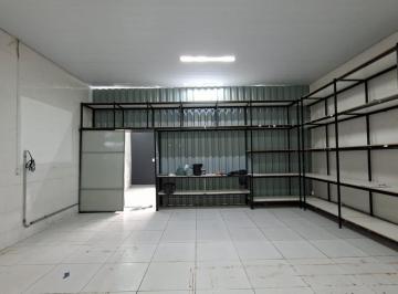 Foto 02 · Salão Comercial de Alto Padrão para Locação no Centro de Indaiatuba-SP: 1 Sala, 2 Banheiros, 80m² de