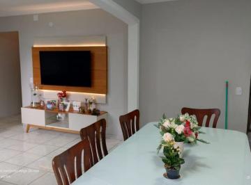 Apartamento de 3 quartos, Santa Maria · Apartamento 3 Quartos no Residencial Santos Dumont, reformando Aceito Ap de 2 Quartos