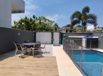 Casa de 6 quartos, Rio de Janeiro · Excelente casa com 280m2 de área ultil e 180m2 de área total com 6 quartos sendo 3 suites