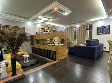 Casa · 85m² · 3 Quartos · REF 5793. Casa para venda. 3 dormitórios. 1 suíte. 4 vagas na garagem. Ótima localização.