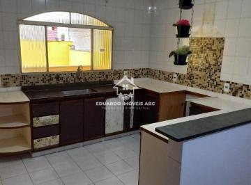 Casa · 233m² · 3 Quartos · REF 8161. 3 dormitórios. 6 vagas na garagem. Nova Petrópolis - SBC
