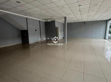 Comercial · 250m² · Salão para Locação, 6 vaga(s), 250 m²