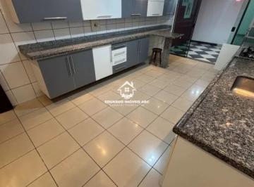 Casa · 100m² · 4 Quartos · REF 4879. 4 dormitórios. 4 banheiros. 2 vagas - Vila Nogueira - Diadema. Excelente oportunidade!