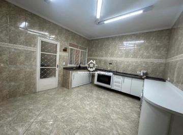 Casa · 193m² · 3 Quartos · REF: 6128. Linda Casa Assobradada para Venda no bairro Cooperativa. Excelente oportunidade!