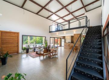 Casa de 3 quartos, Pirenópolis · Vaga Fogo | Casa em Terreno de 4.200m² | Natureza, Privacidade e Exclusividade