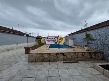 Casa de 2 quartos, Mongaguá · Linda casa à venda em Mongaguá-SP - Quintal Amplo com piscina!