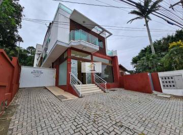 Linda loja comercial bem localizada com 200m² pronta para implantação de restaurante · Linda loja comercial bem localizada com 200m² pronta para implantação de restaurante