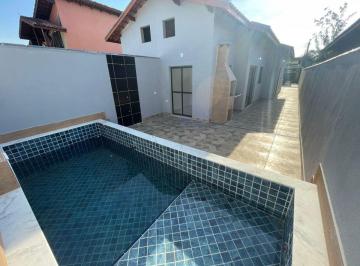 Casa de 2 quartos, Itanhaém · Casa à Venda em Itanhaém - Com Piscina – Lado Praia!